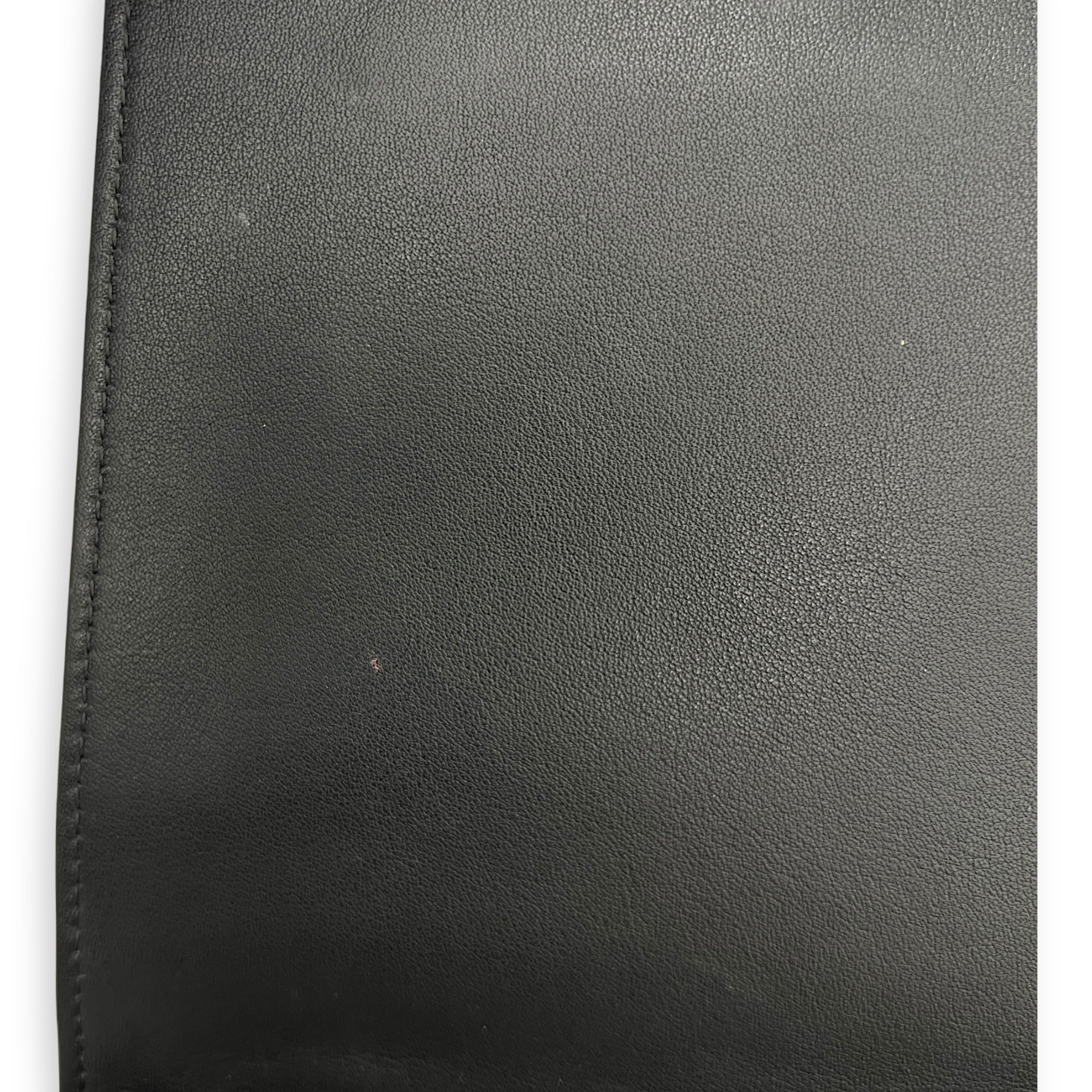 Frame Black Wallet On Chain in Calfskin, Silver hardware - Image 9