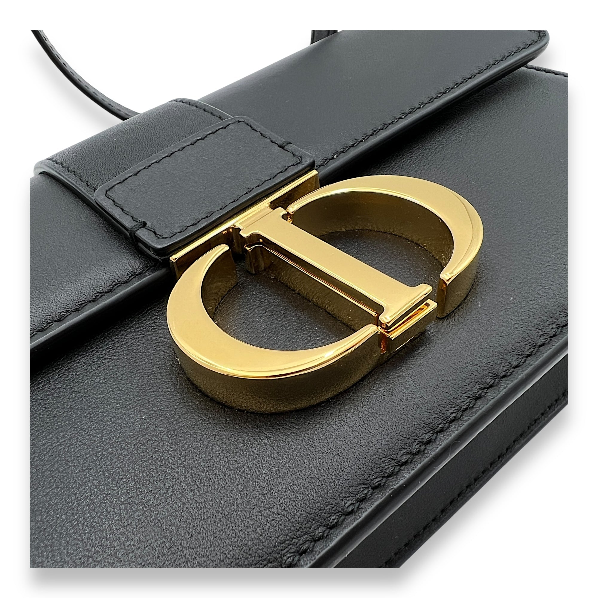 30 Montaigne East West Black Crossbody Bag in Calfskin, Gold hardware - Image 7