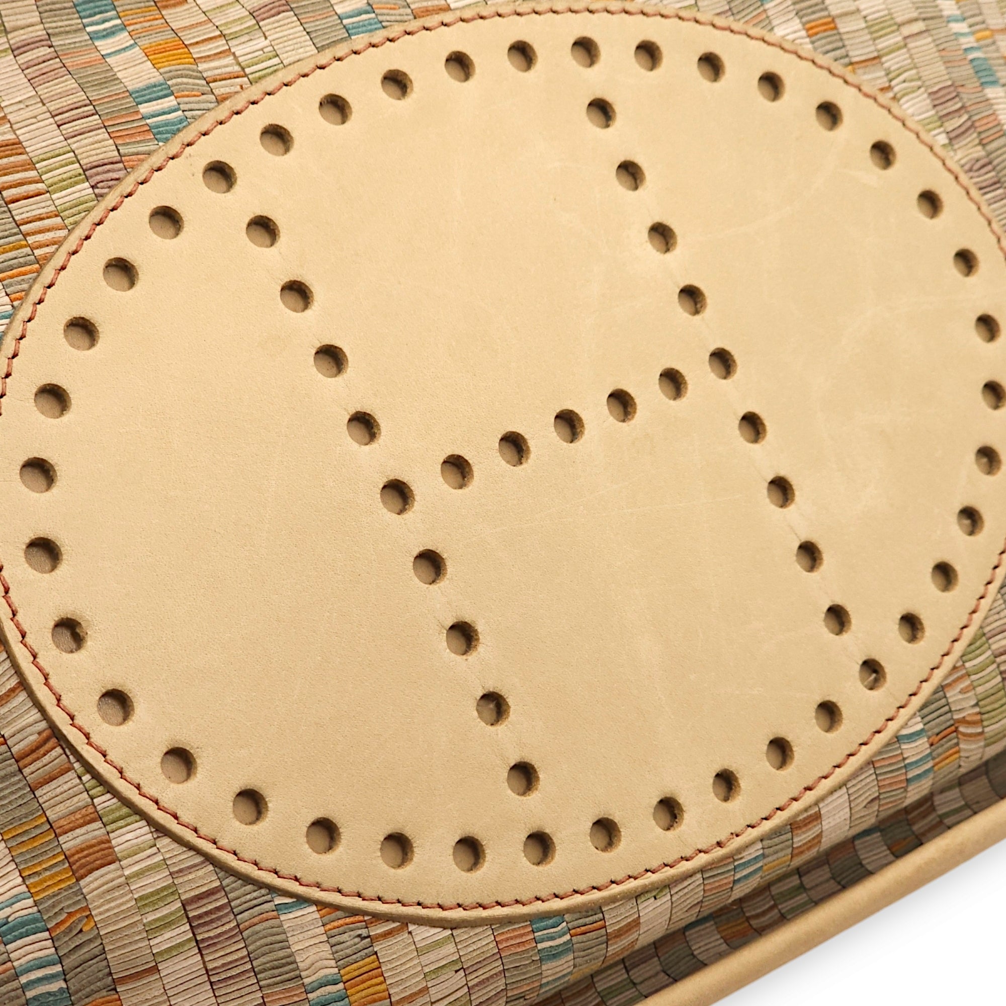 Evelyn I PM Beige in Vibrato, Palladium hardware - Image 3