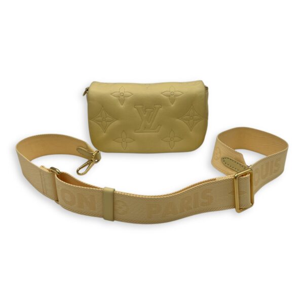 Bubblegram Wallet on Strap Yellow Crossbody Bag in Lambskin, Gold hardware - Image 23