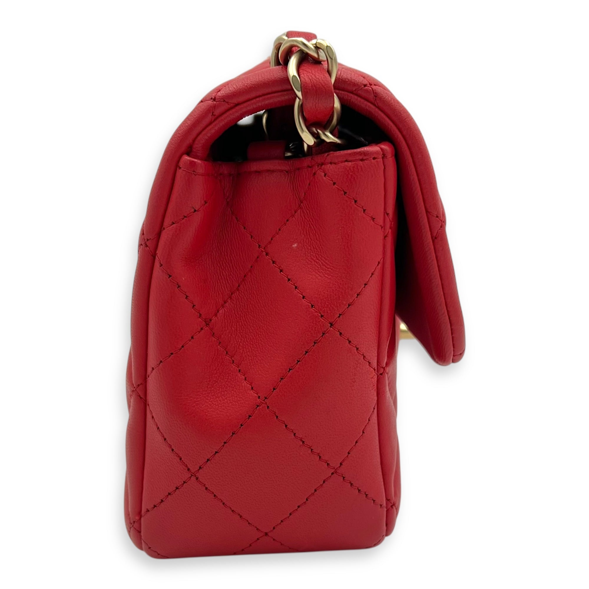CC Rectangle Shoulder Bag Red in Lambskin, Gold hardware - Image 4