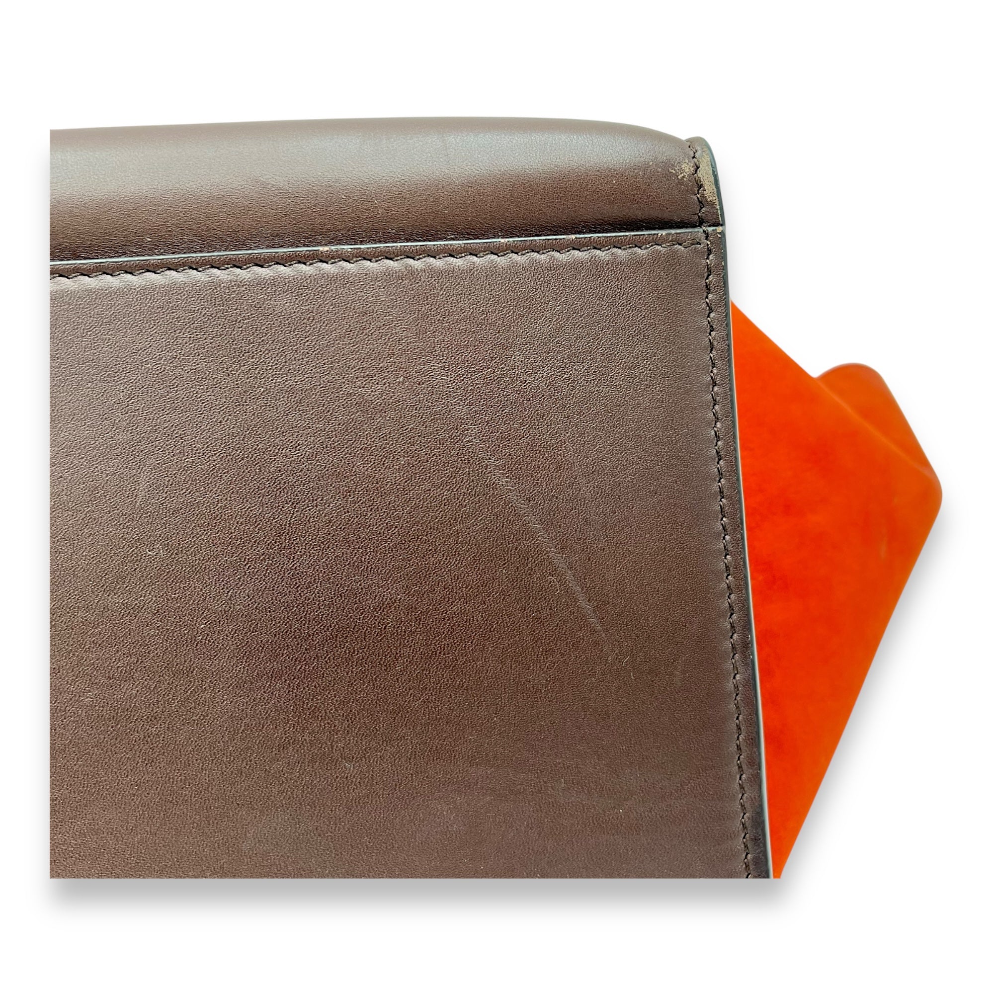 Trapeze Top Handle Bag Red in Calfskin, Gold hardware - Image 9