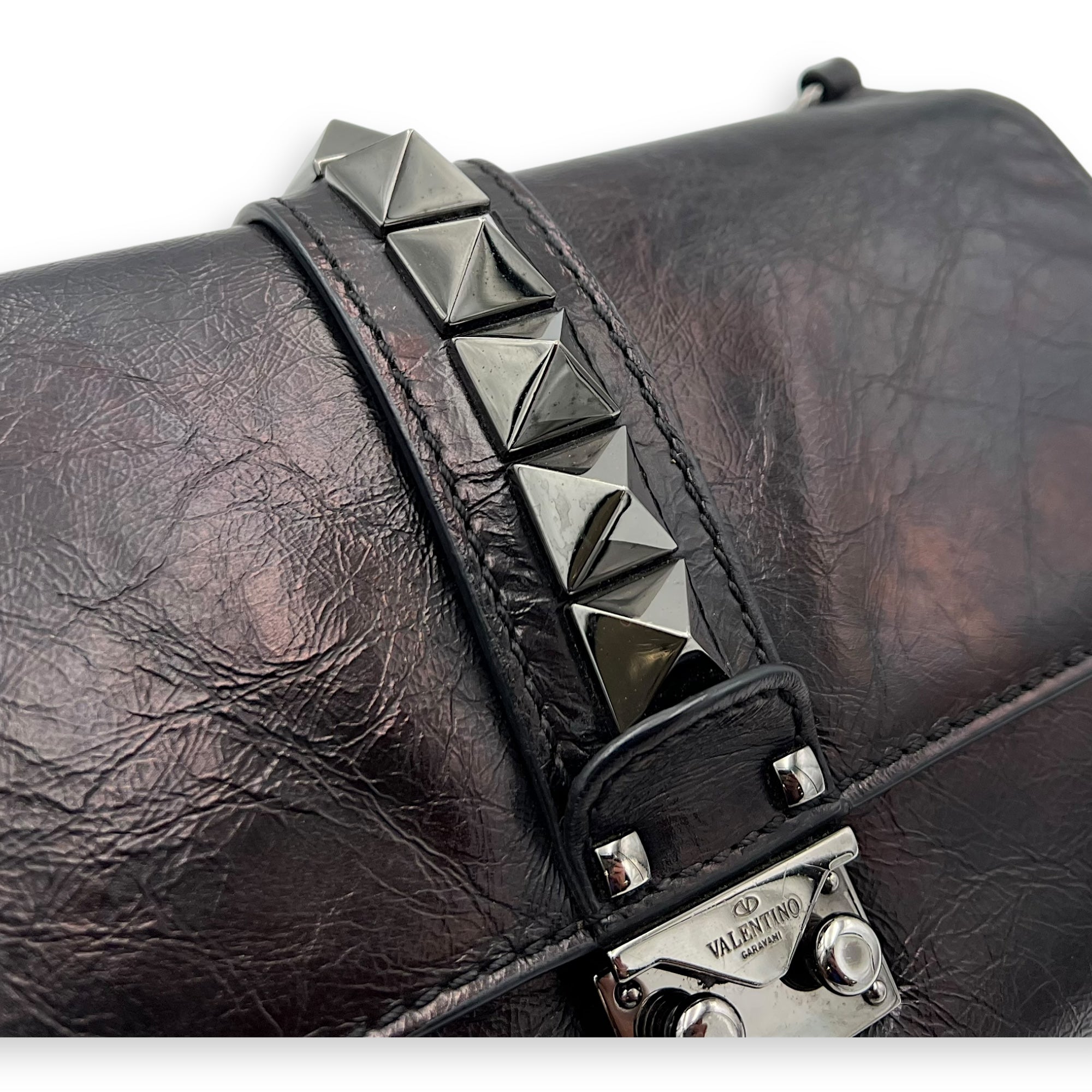 Glamlock Black Shoulder Bag in Calfskin, So Black hardware - Image 9