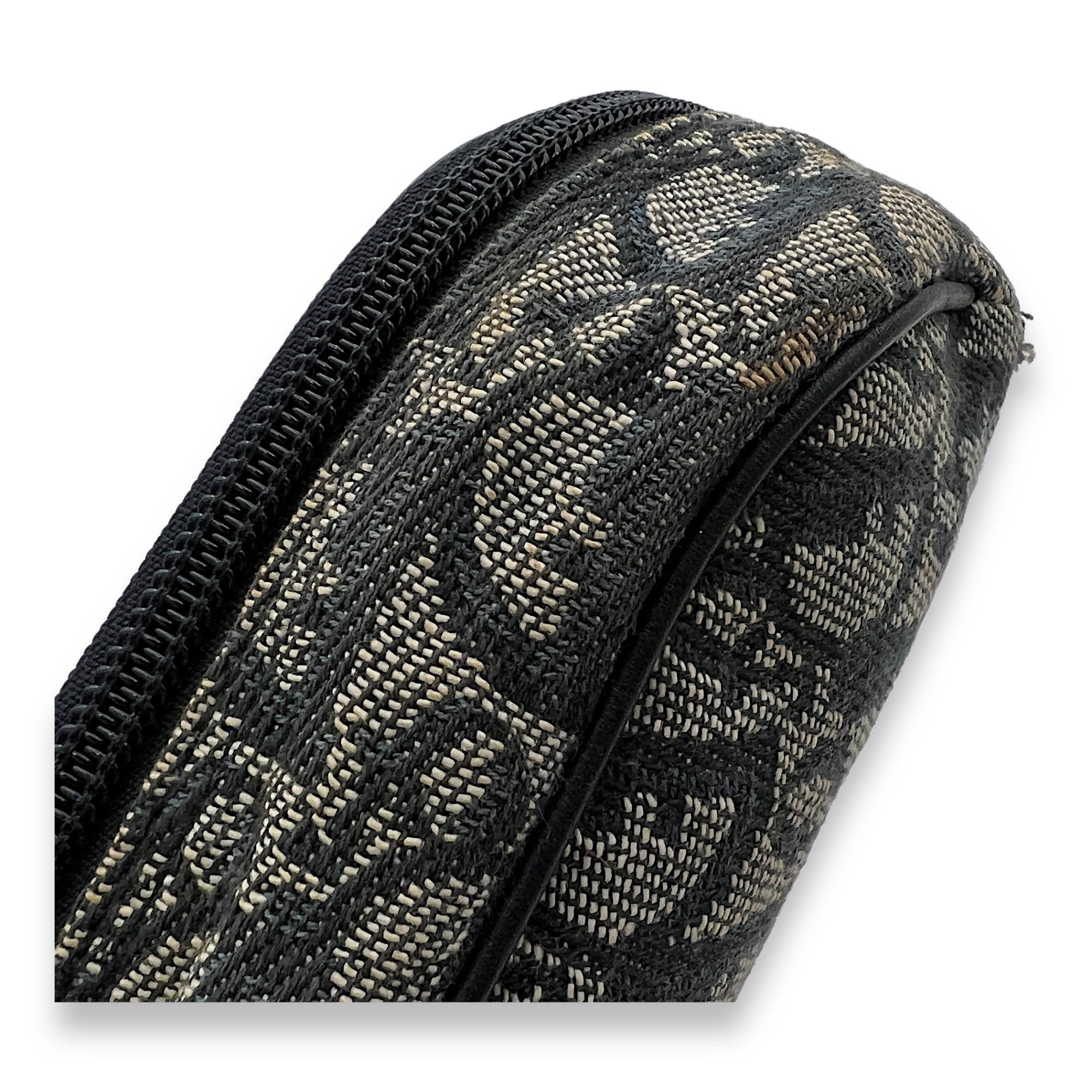 Saddle Pouch Blue in Jacquard, Gold hardware - Image 10