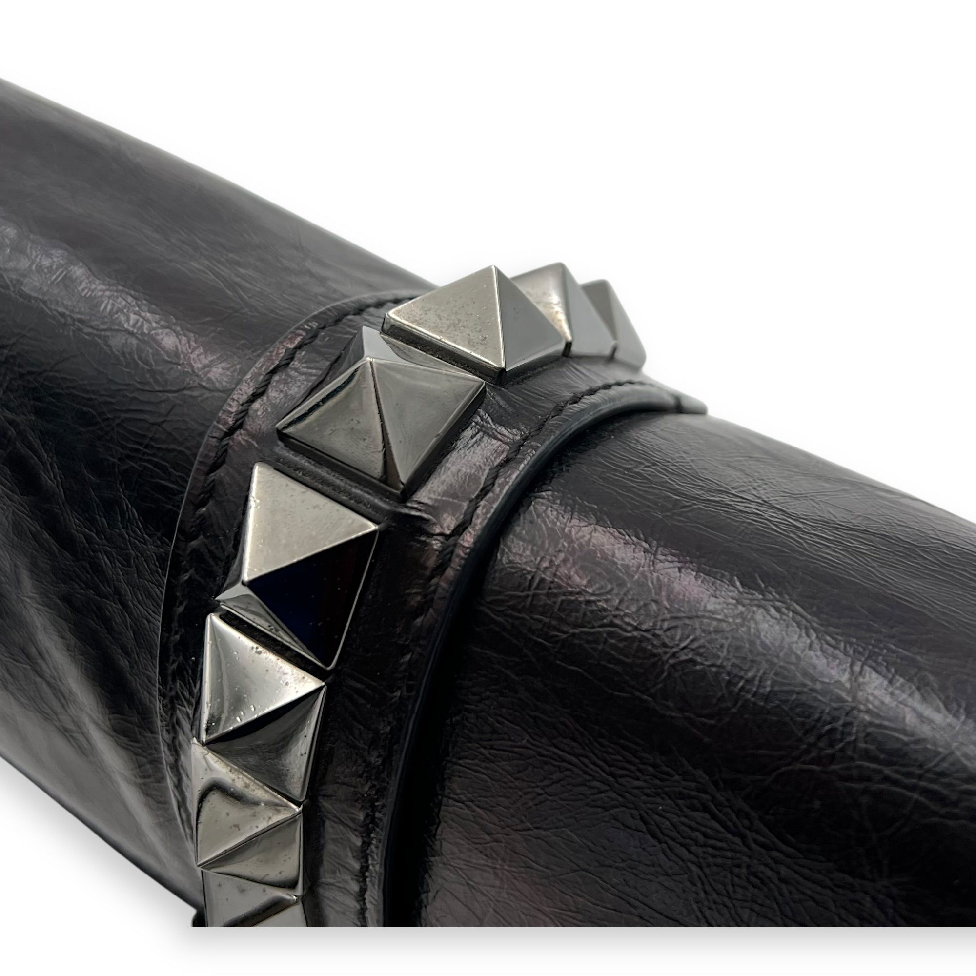 Glamlock Black Shoulder Bag in Calfskin, So Black hardware - Image 11