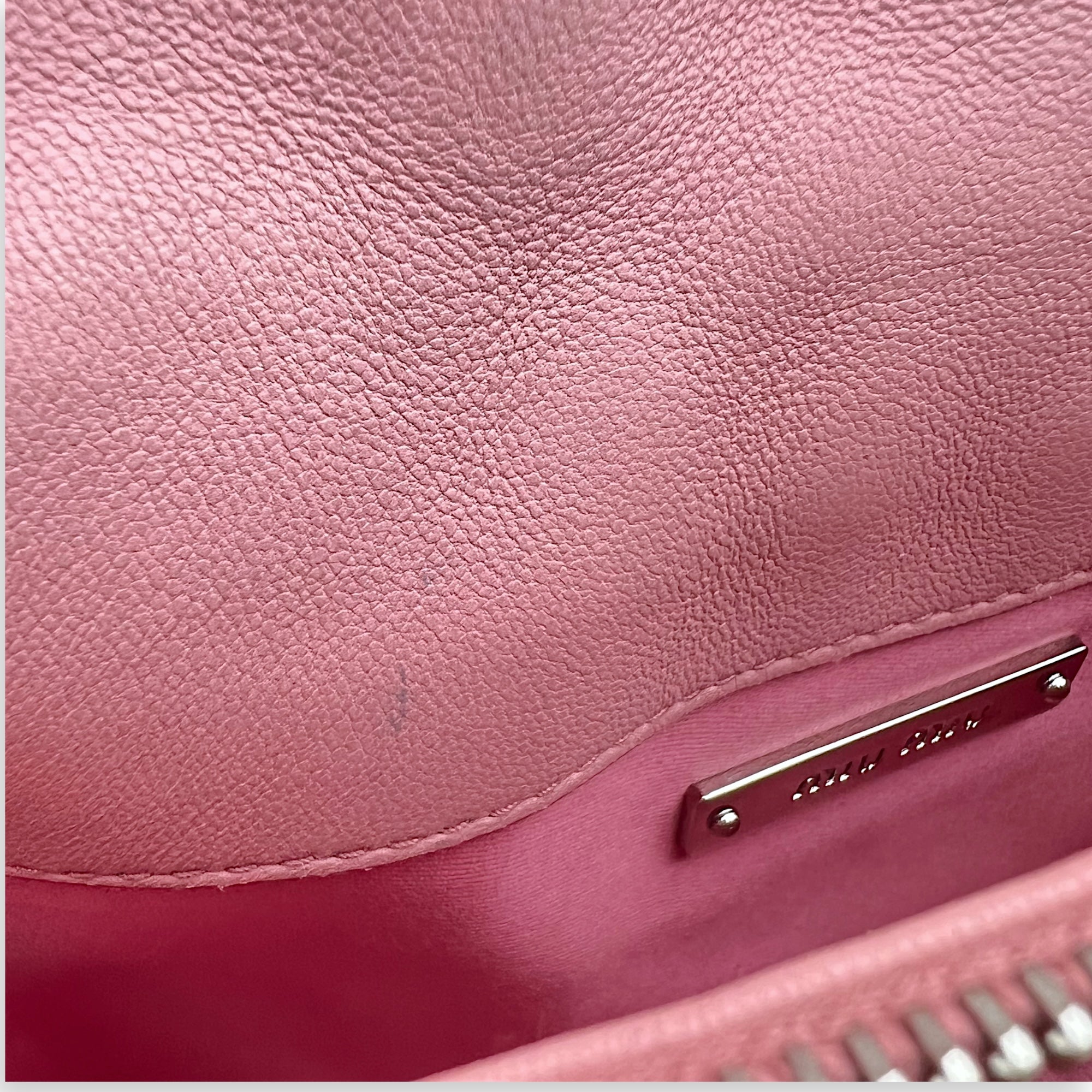Matelassé Shoulder Bag Pink in Lambskin, Silver hardware - Image 16