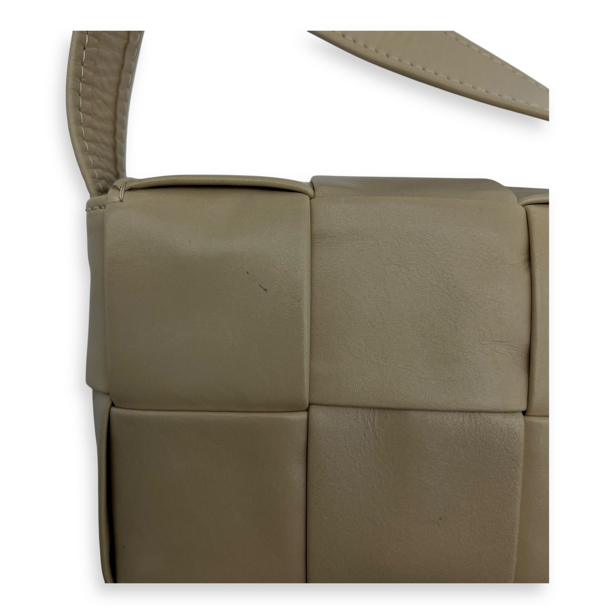 Cassette Candy Beige Crossbody Bag in Calfskin - Image 10