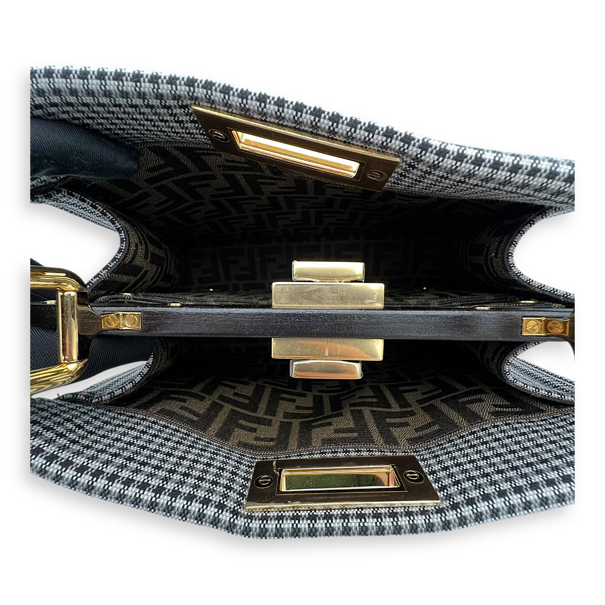 ISeeU Top handle bag in Canvas, Gold Hardware - Image 7