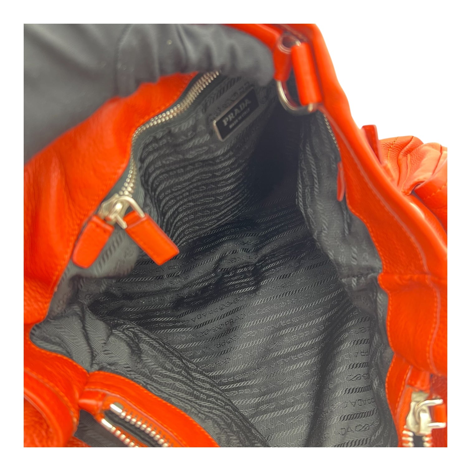 Vitello Daino Red Shoulder Bag in Calfskin, Silver hardware - Image 8