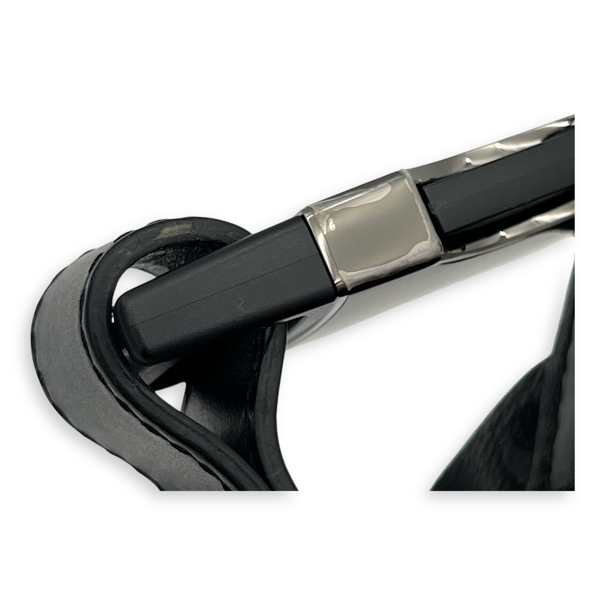 Discovery Bumbag Black in Monogram Coated Canvas, Silver hardware - Image 8