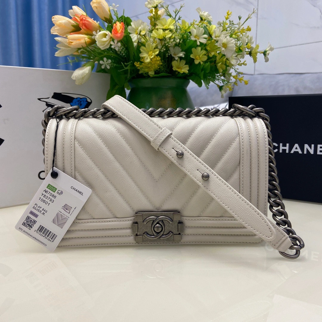 EasyMatch CHANEL BOY BAG 193