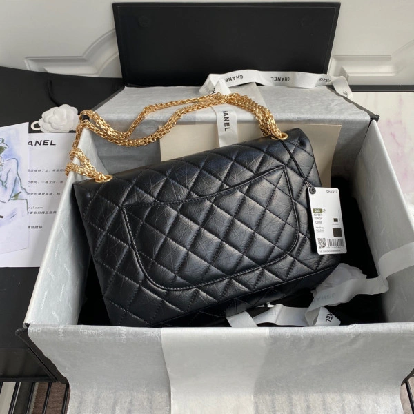 CHANEL FLAP BAG Affordable 663 - Image 4