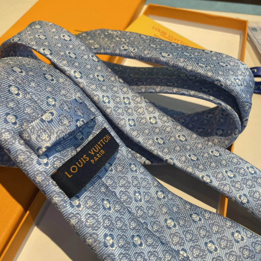 AllSeason 9200 Louis Vuitton LV Necktie For Men - Image 5