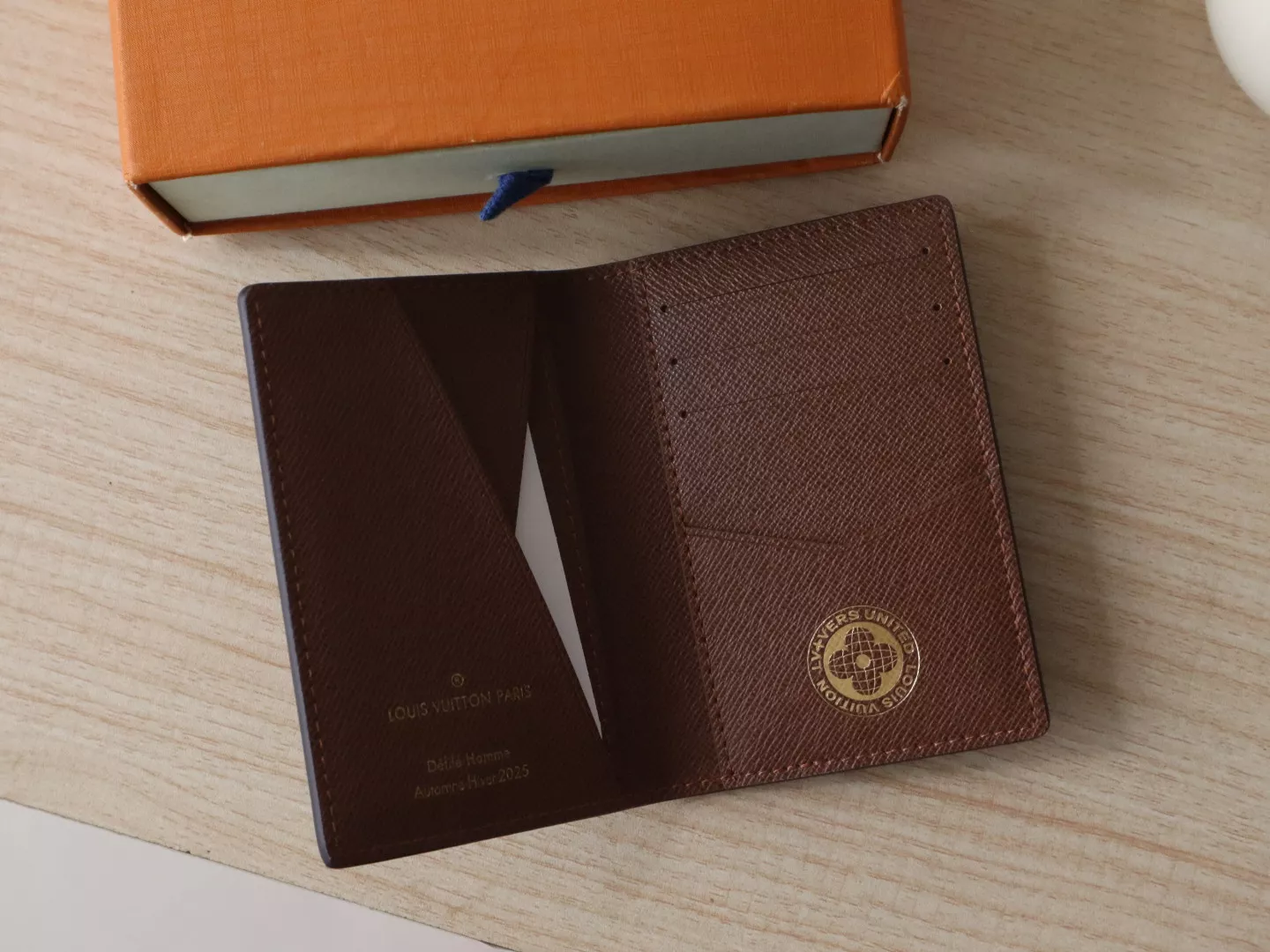 Bold 8030 Louis Vuitton LV Card Case For Women - Image 5