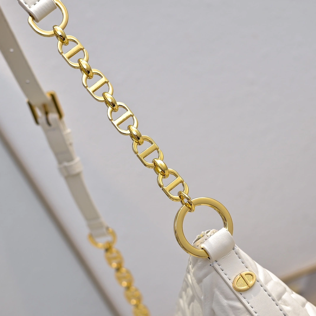 Bold 867 Christian Dior AAA Quality Messenger Bags For Women - Image 5