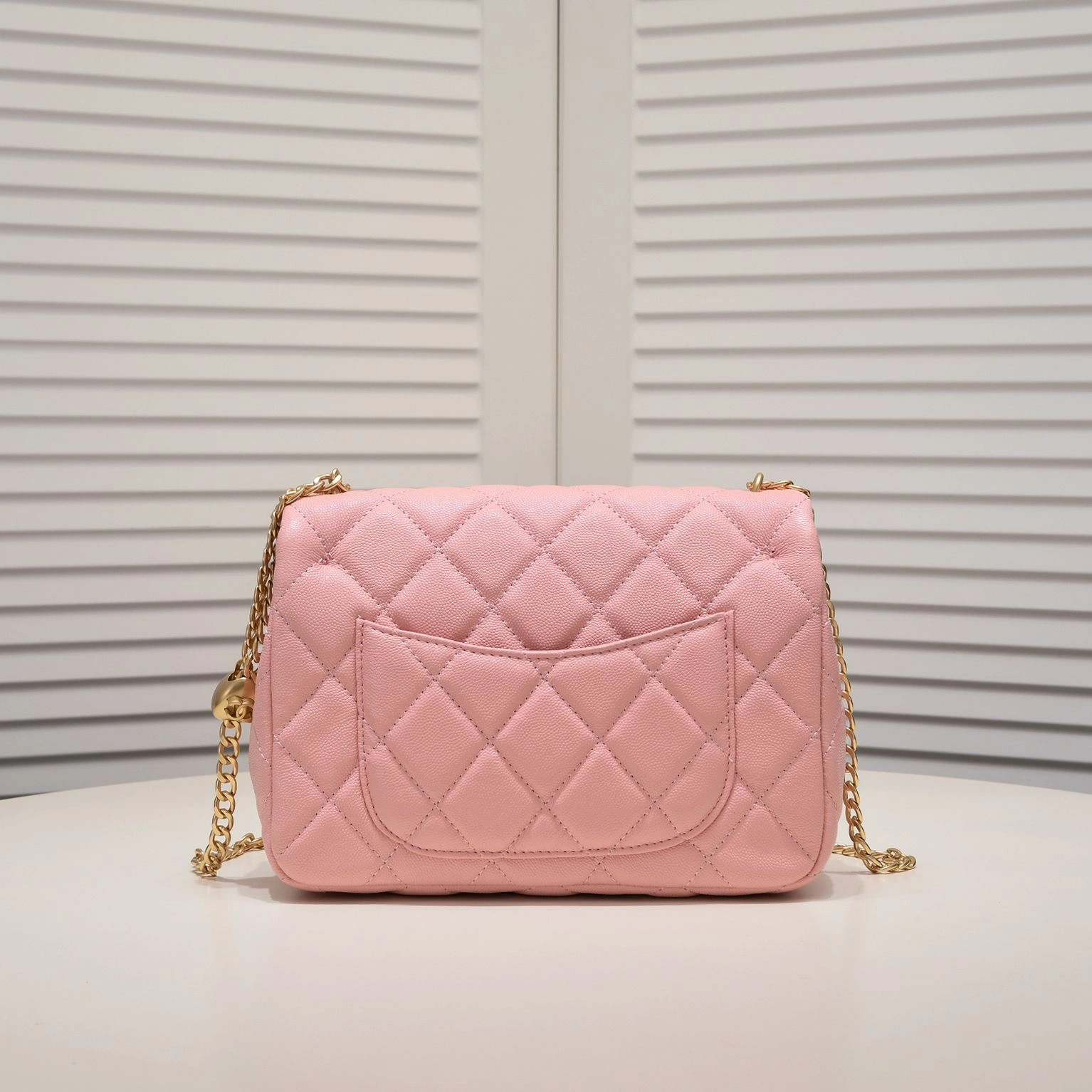 Chanel AAA Quality Messenger Bags For Women Minimalist 465 - Image 3