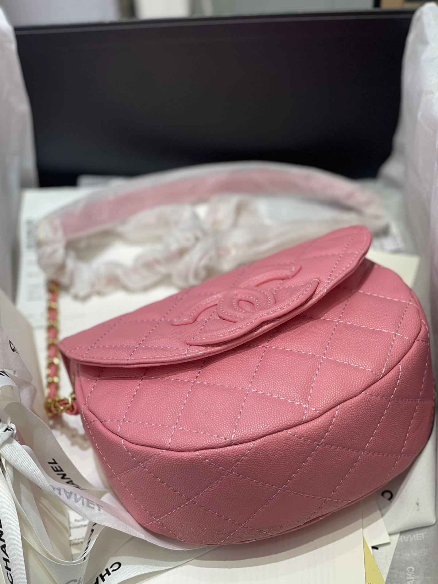 Chanel AAA Quality Messenger Bags For Women Versatile 9609