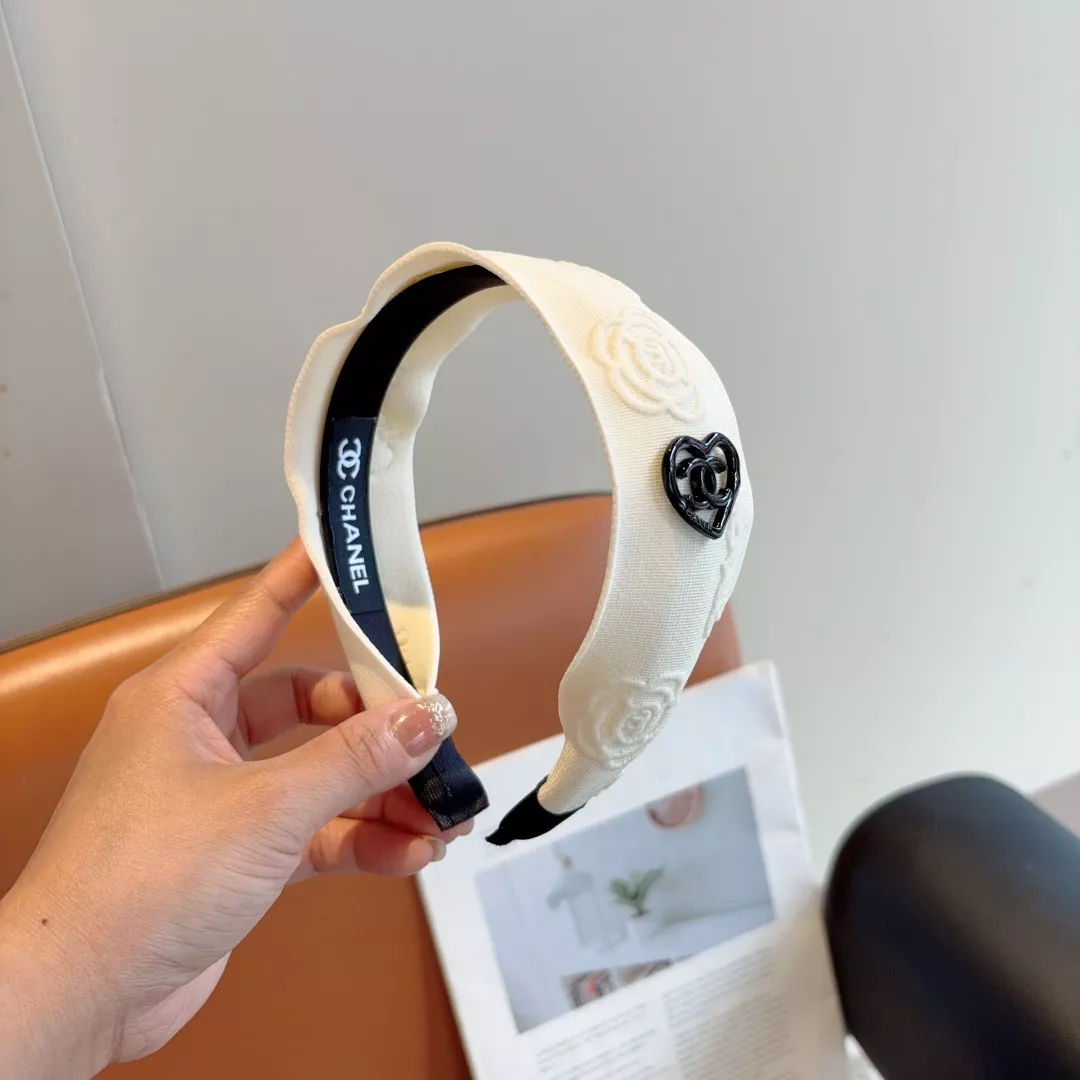 Chanel Headband For Women Sophisticated 7899