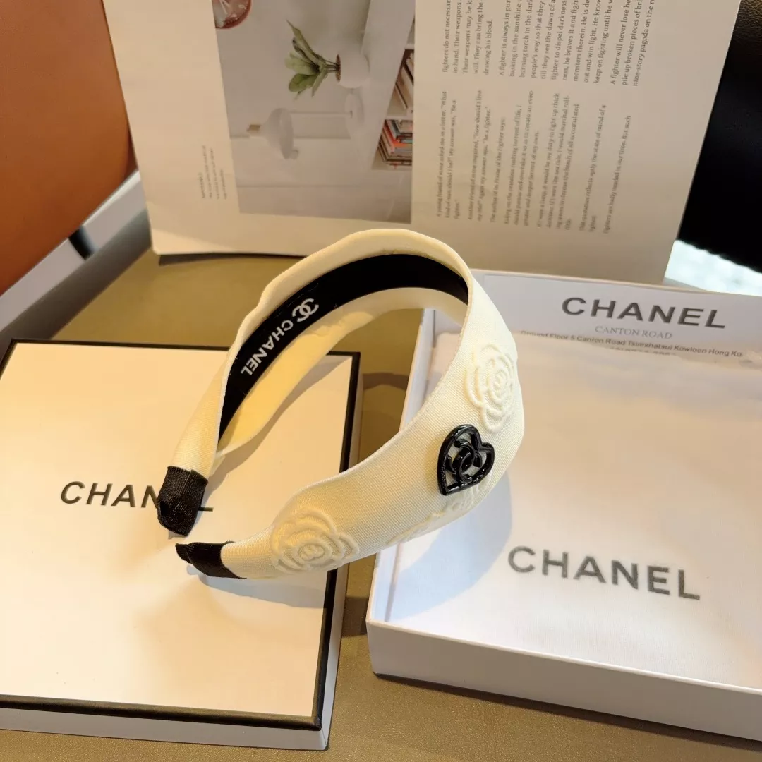 Chanel Headband For Women Sophisticated 7899 - Image 6