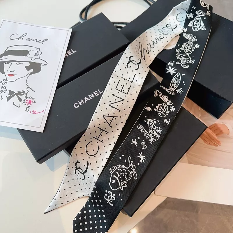 Chanel Silk Scarf Bold 8267 - Image 4