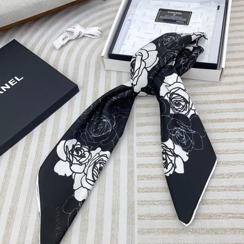 Chanel Silk Squares Durable 8584 - Image 4