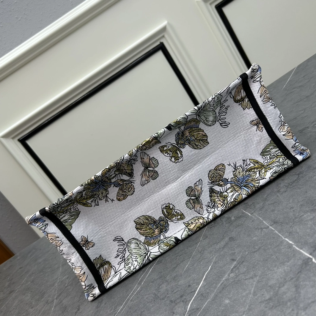 Christian Dior AAA Quality Tote-Handbags For Women EyeCatching 7492 - Image 5