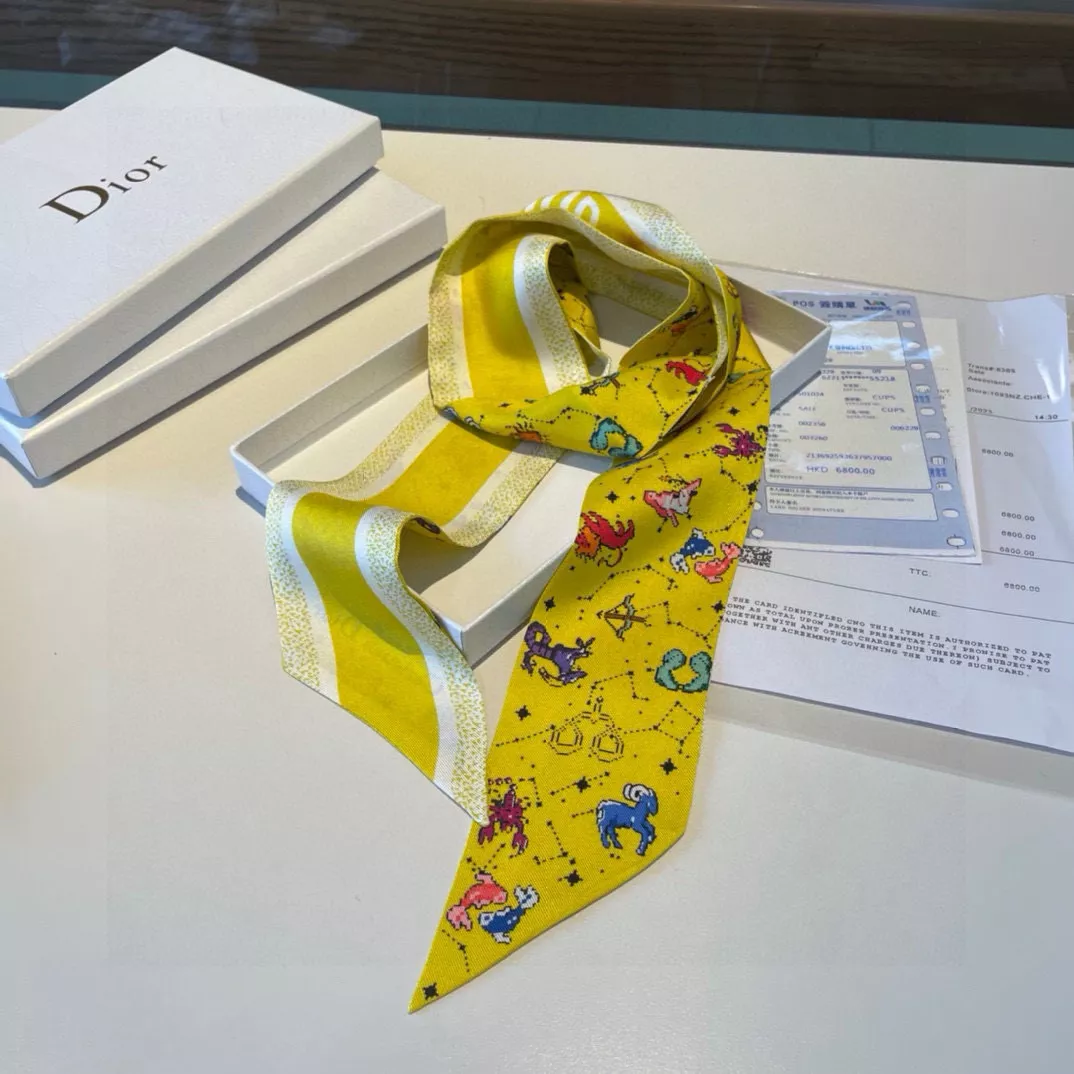 Christian Dior Silk Scarf Compact 7429