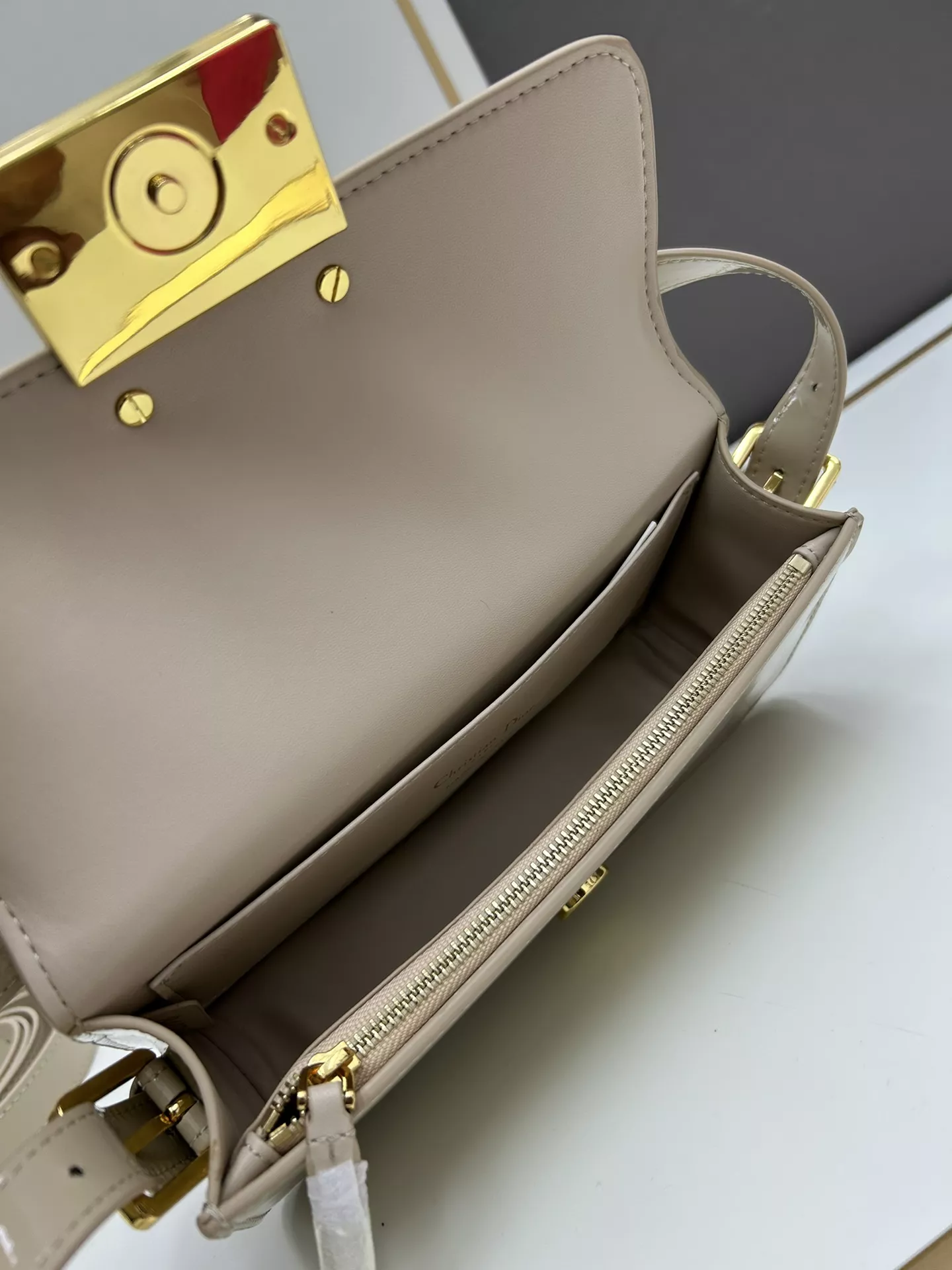 Classic 8875 Christian Dior AAA Quality Shoulder Bags For Women - Image 7