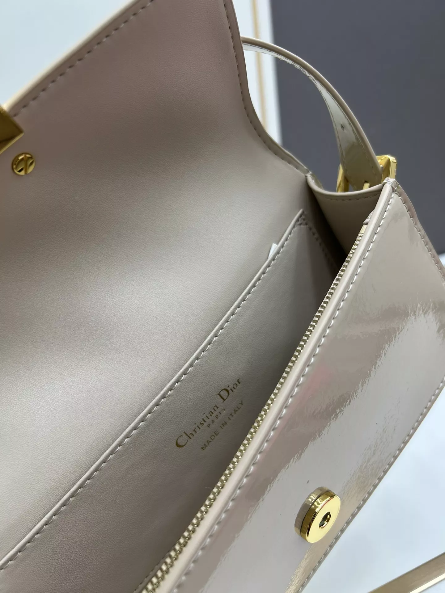 Classic 8875 Christian Dior AAA Quality Shoulder Bags For Women - Image 8