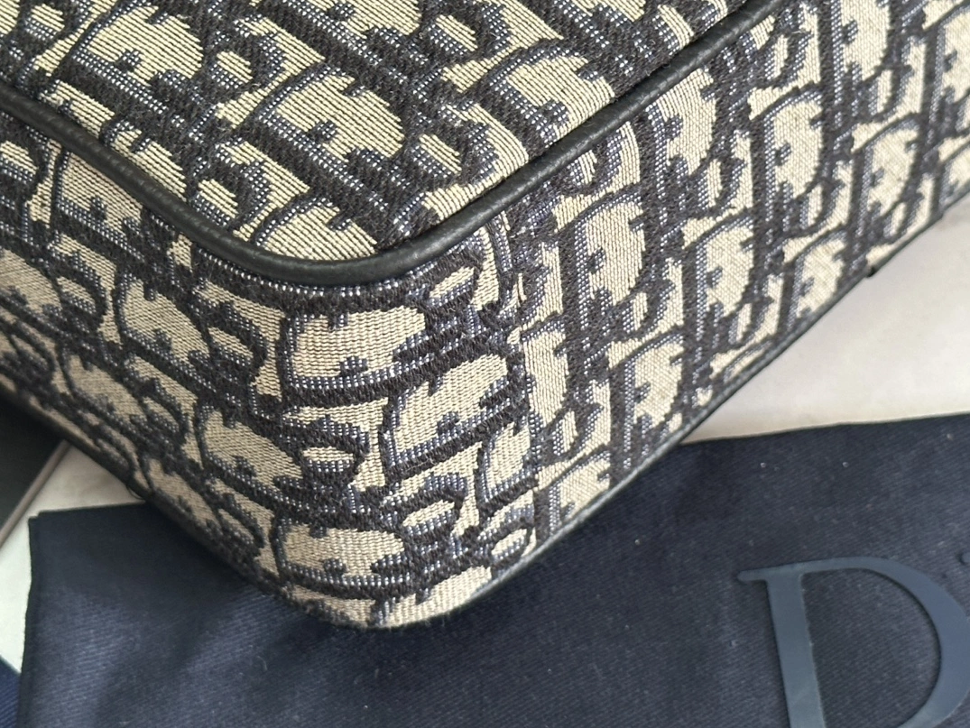 Durable 462 Christian Dior AAA Man Messenger Bags - Image 5