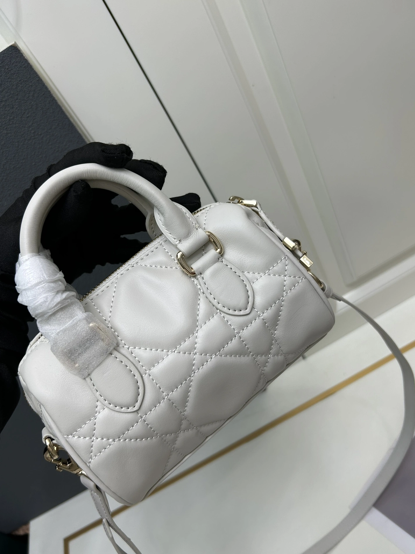 EasyMatch 2593 Christian Dior AAA Quality Handbags For Women - Image 5