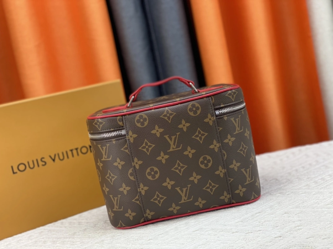 EasyMatch 3462 Louis Vuitton AAA Quality Handbags For Women - Image 4