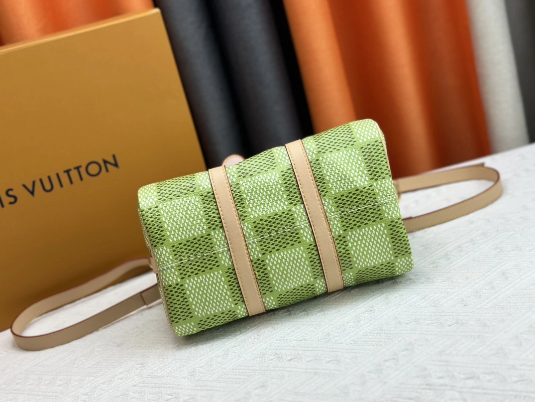 Efficient 8555 Louis Vuitton AAA Quality Handbags For Women - Image 5