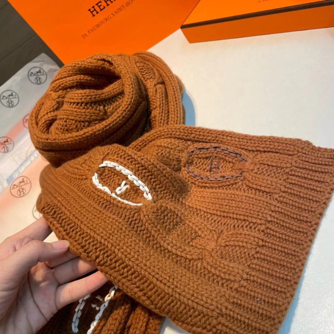 Fashionable 8865 Hermes Scarf For Women - Image 5