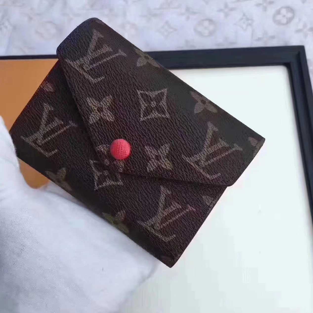 GoAnywhere 3923 Louis Vuitton LV AAA Quality Wallets - Image 3