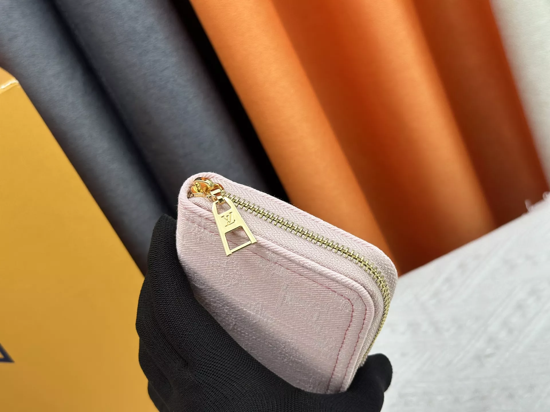 GoAnywhere 4749 Louis Vuitton LV Card Case For Women - Image 5