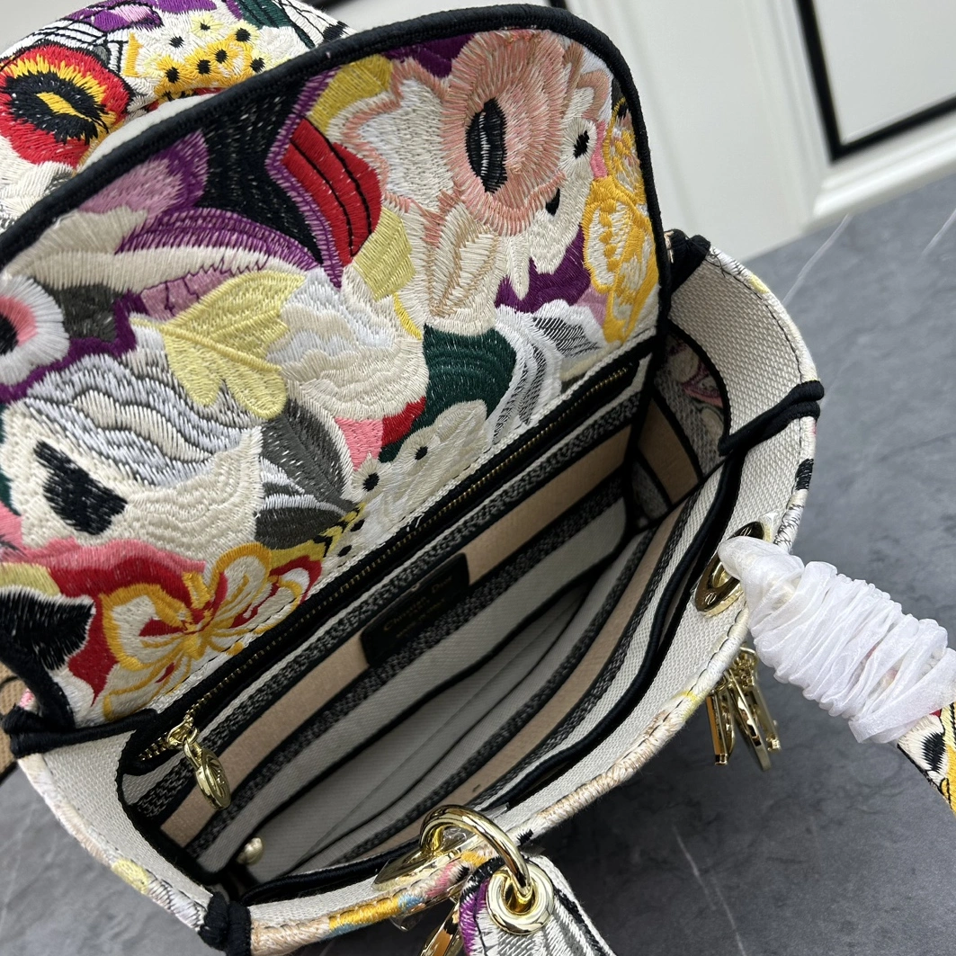 GoAnywhere 9925 Christian Dior AAA Quality Handbags For Women - Image 7