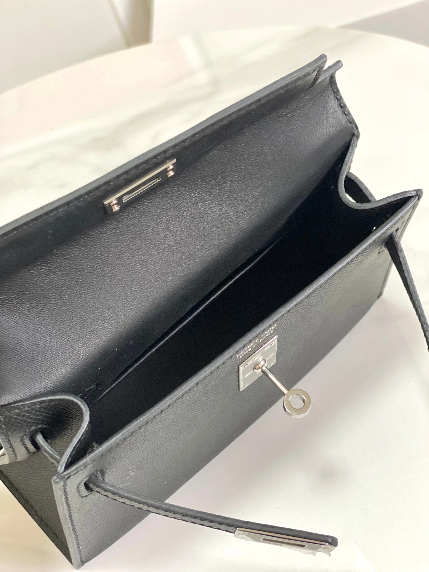 Hermes AAA Quality Messenger Bags For Women Soft 6894 - Image 8