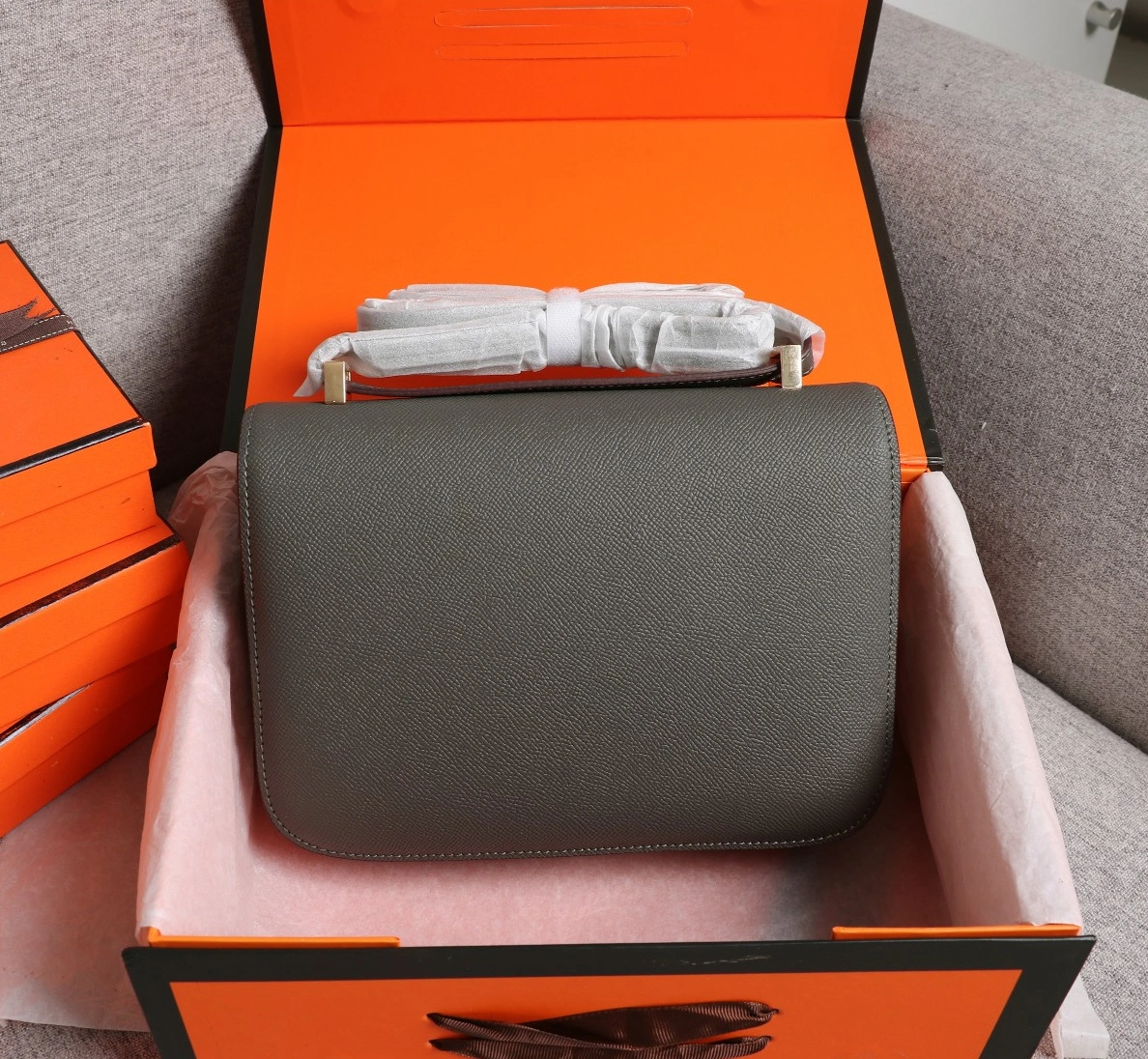 Hermes AAA Quality Messenger Bags For Women Versatile 9084