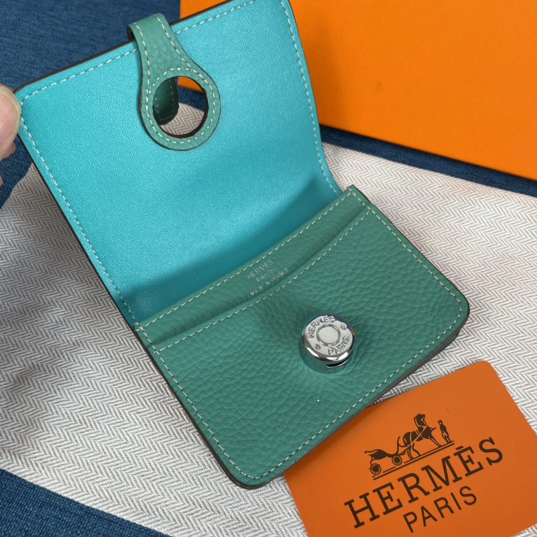 Hermes AAA Quality Wallets For Women Flexible 6041 - Image 5