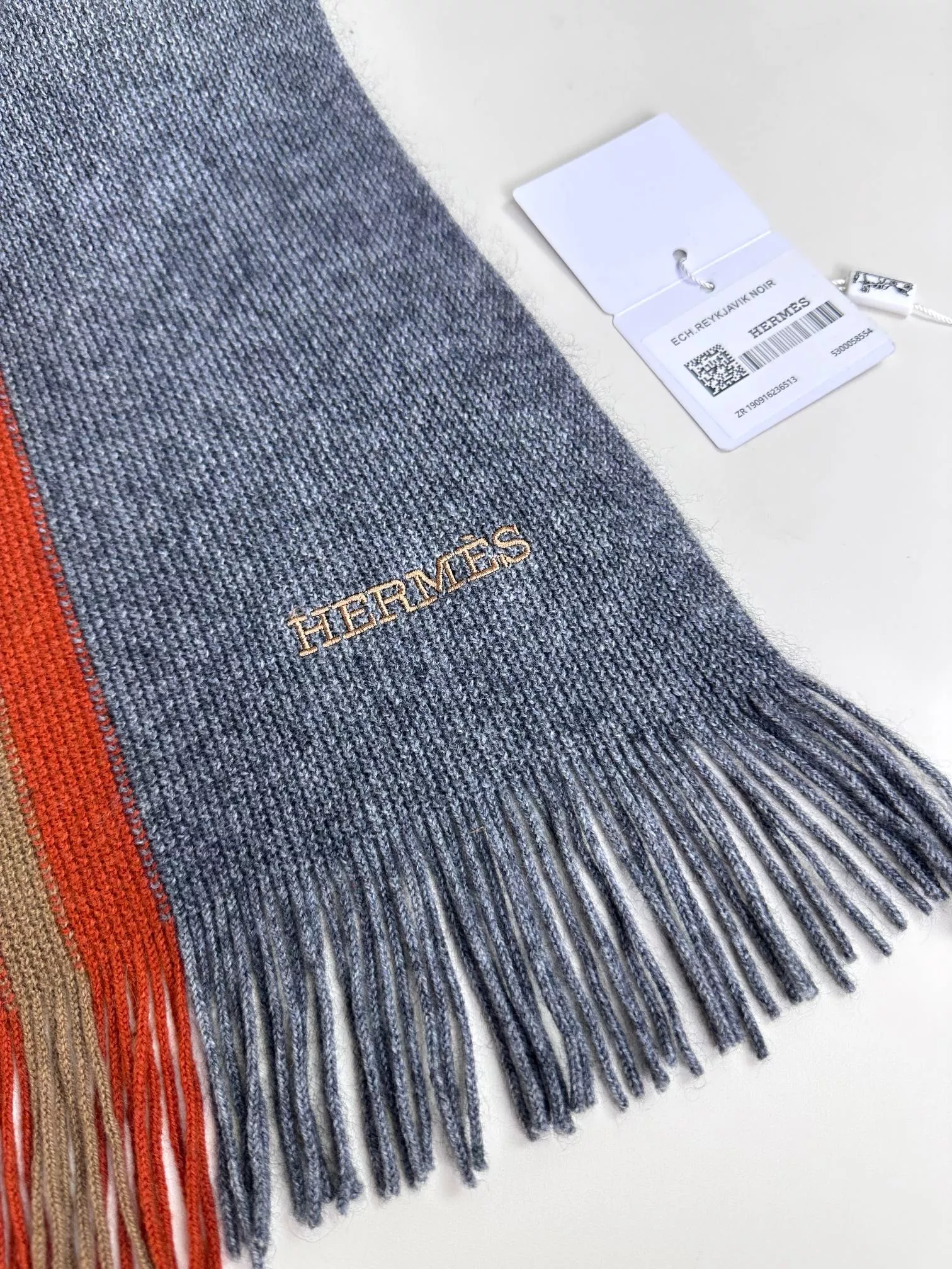 Hermes Scarf For Women Practical 4734 - Image 4