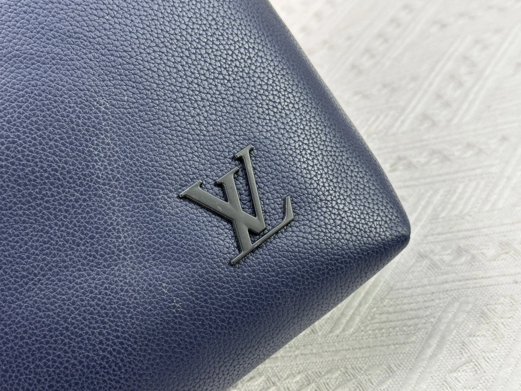 Louis Vuitton AAA Quality Handbags For Unisex Timeless 1521 - Image 6