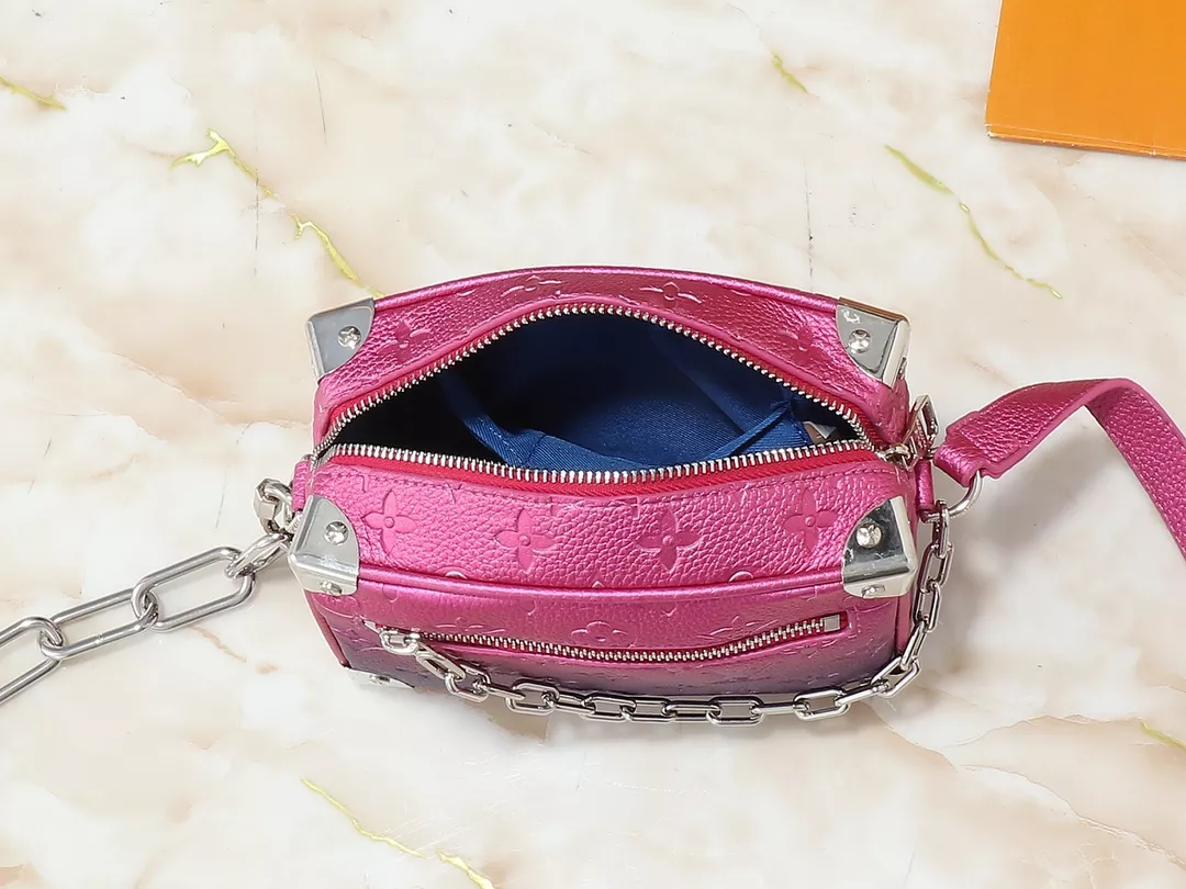 Louis Vuitton AAA Quality Messenger Bags For Unisex Durable 9138 - Image 8