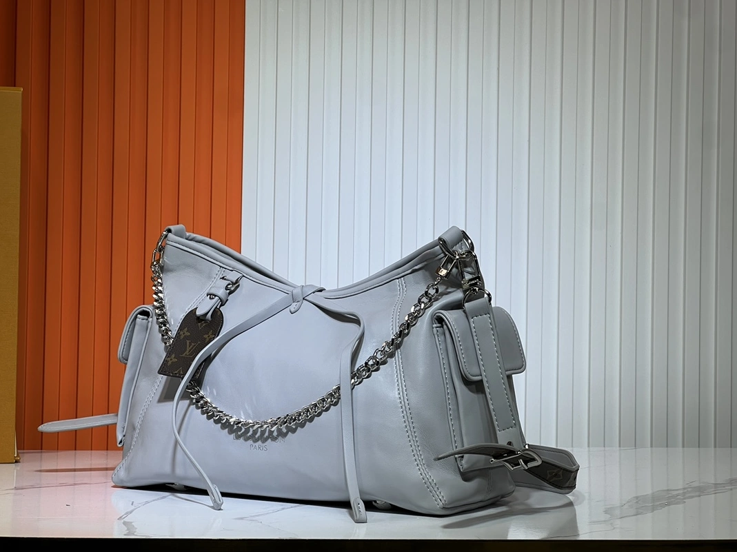 Louis Vuitton AAA Quality Shoulder Bags For Women Stylish 5184 - Image 3