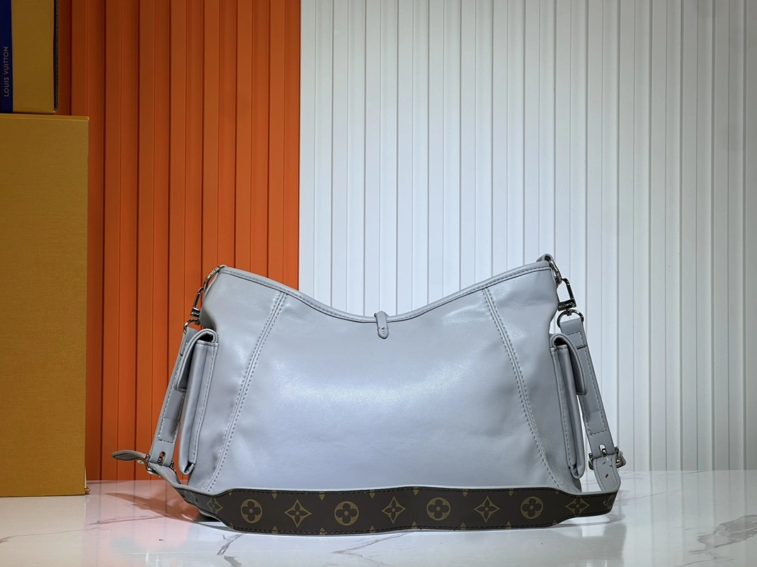 Louis Vuitton AAA Quality Shoulder Bags For Women Stylish 5184 - Image 5