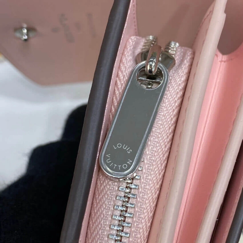 6 card sl Louis Vuitton Iris Compact Wallet in Pink Gradient Mahina Perforated Leather - Image 9