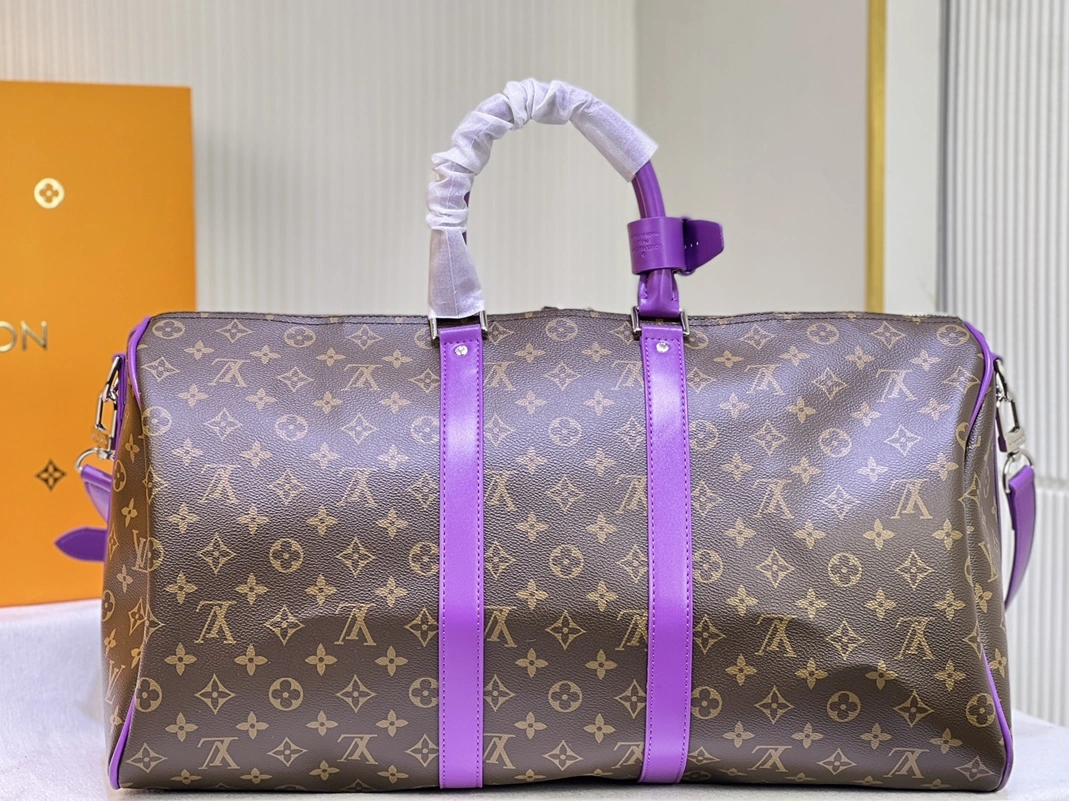 Louis Vuitton Travel Bags Minimalist 2730 - Image 4