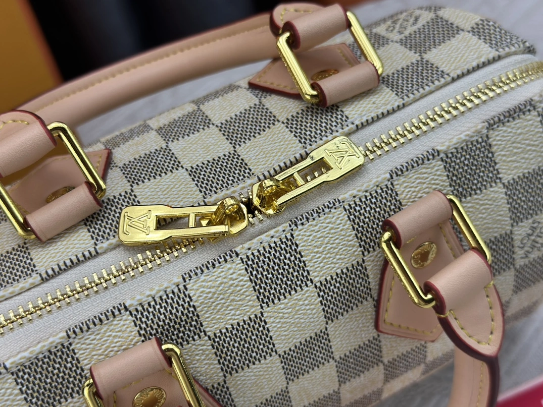 NewStyle 2150 Louis Vuitton AAA Quality Handbags For Women - Image 7