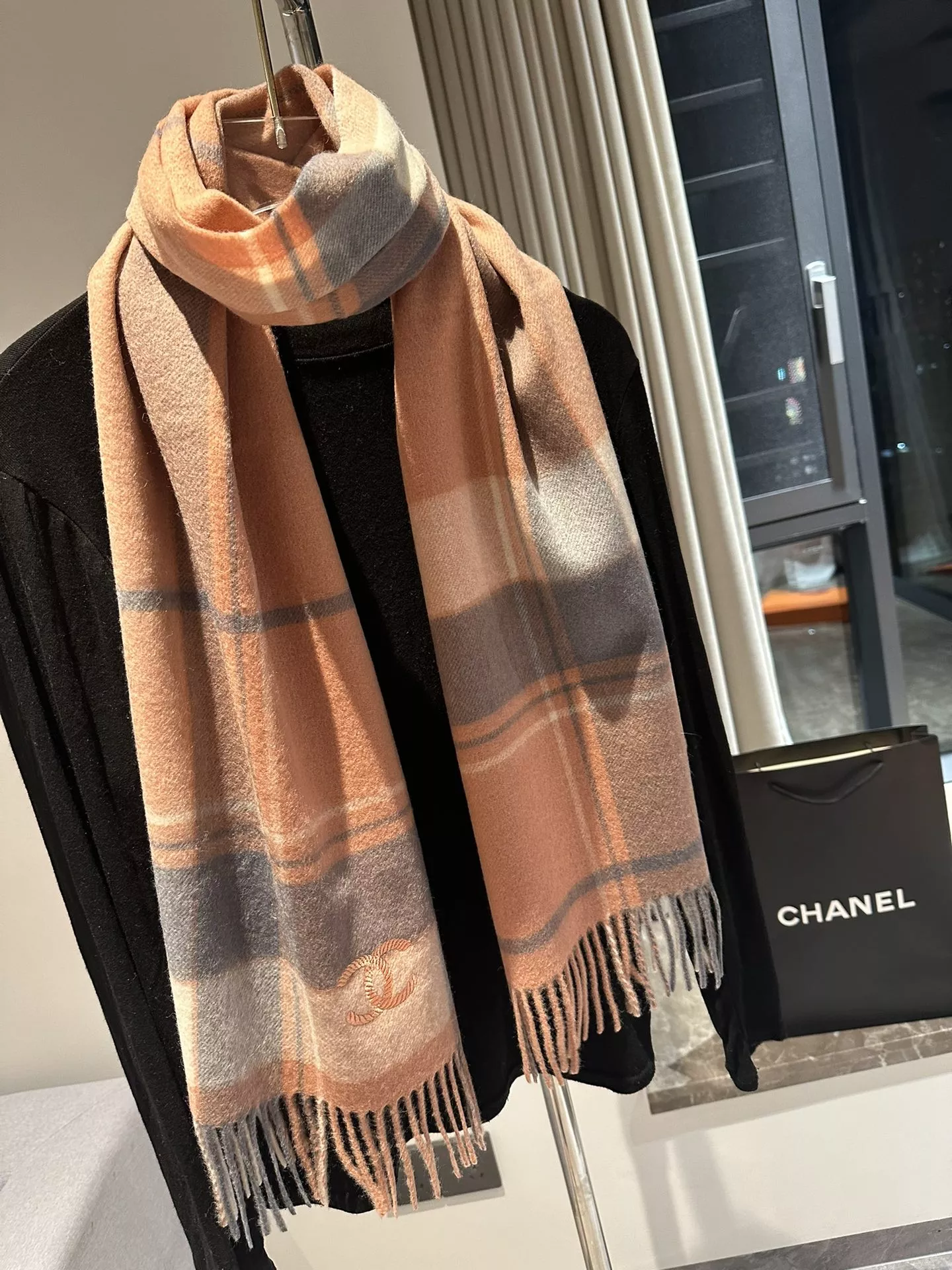 Popular 1492 Chanel Scarves For Women - Image 6
