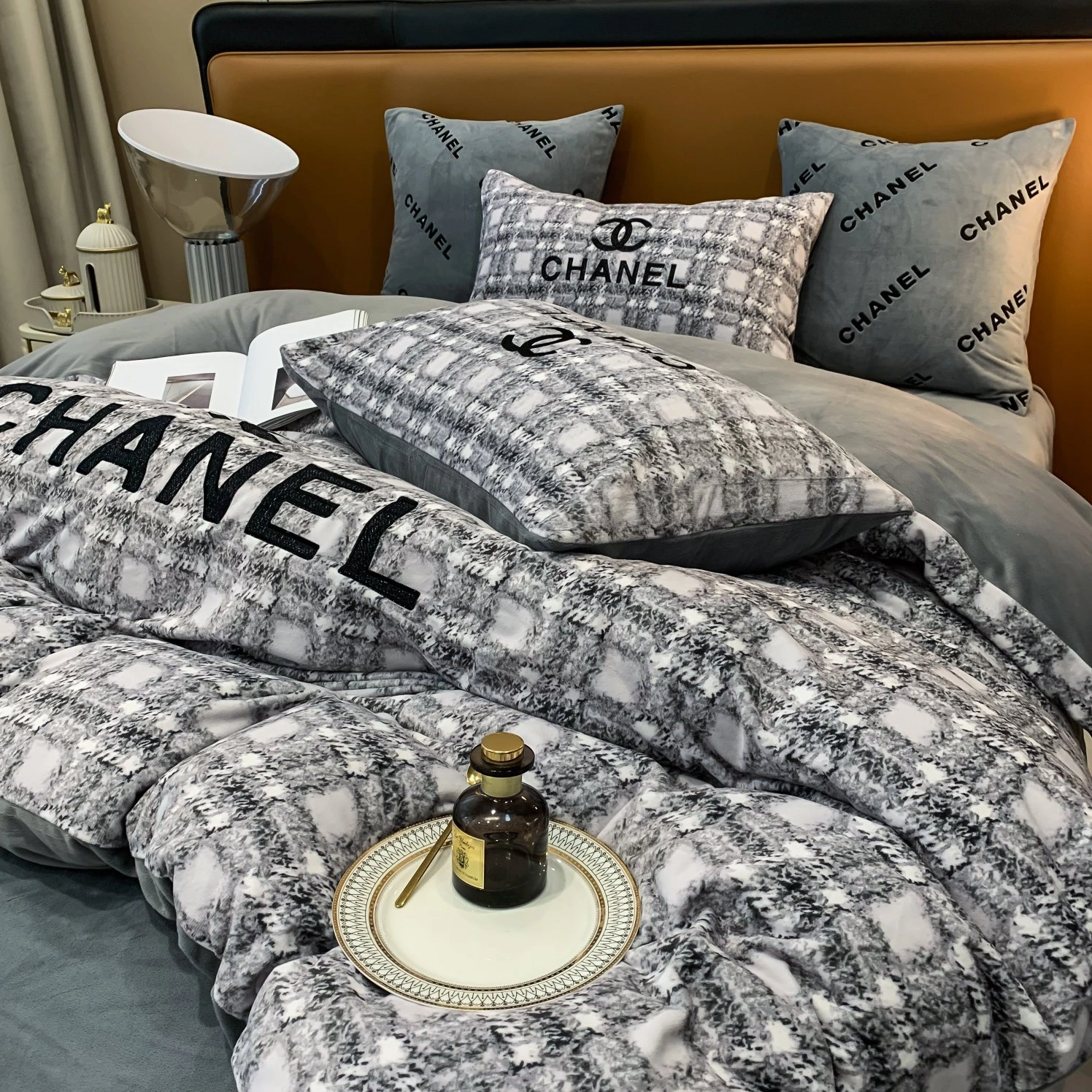 Popular 3370 Chanel Bedding - Image 6